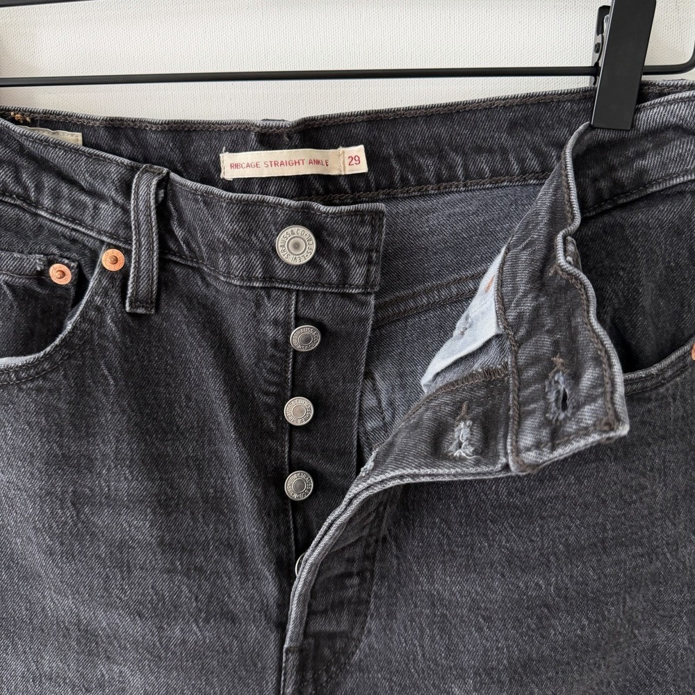 Levis Ribcage Straight Ankle Jeans Womens 29x27 High Rise Button Fly Black Denim - Picture 7 of 8